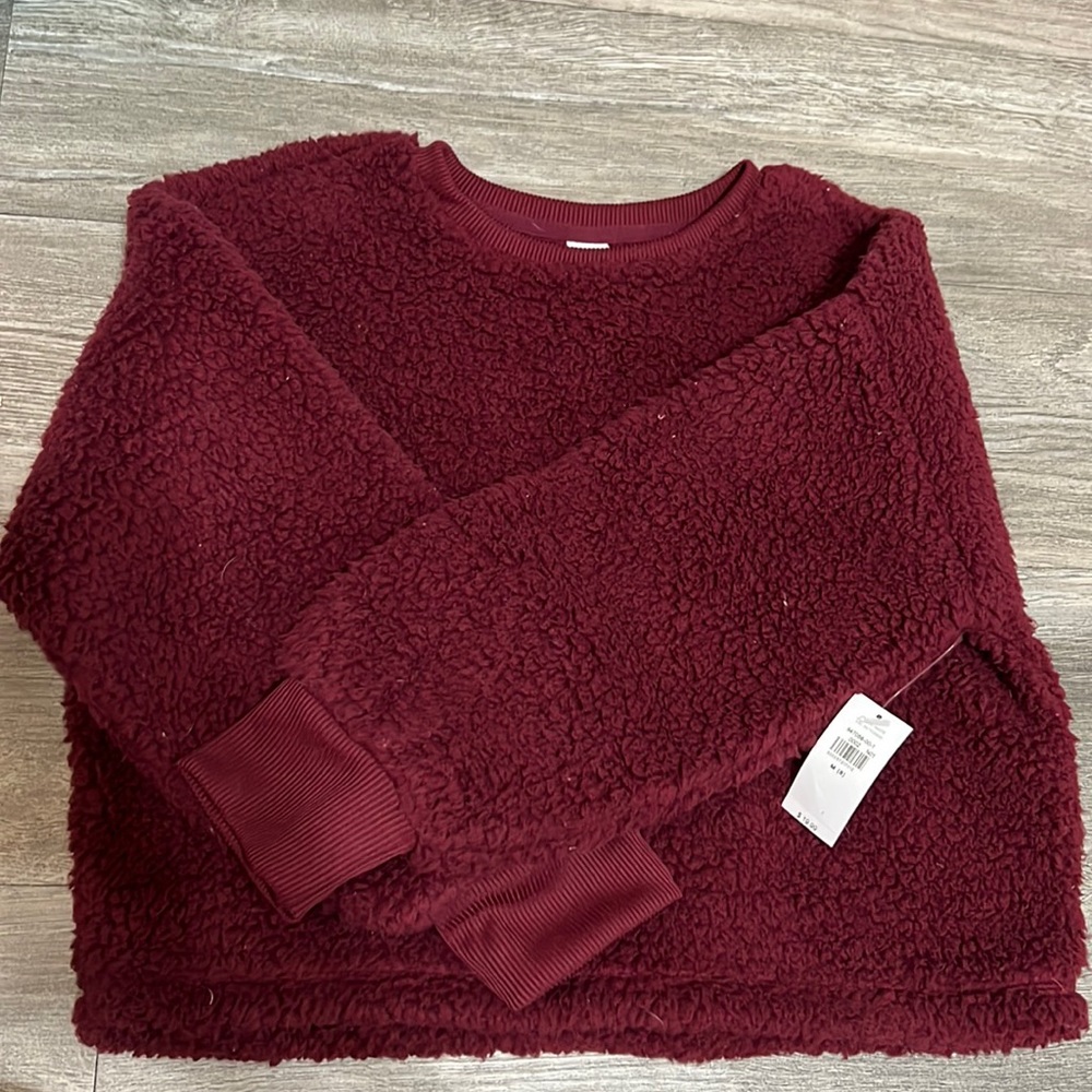Burgundy fluffy sweater